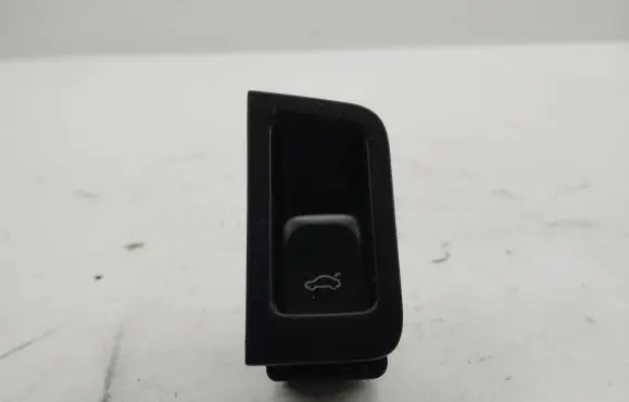Audi A7 S7 4G Tailgate opening switch 4G8959830