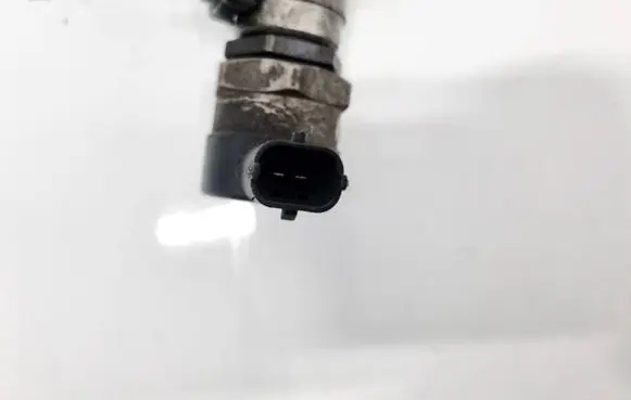 Nissan Qashqai Fuel pressure sensor h8200610770 0281002800