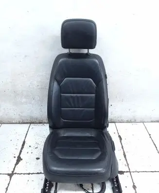 Volkswagen PASSAT B7 Front driver seat 3AA963555AE