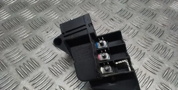 Porsche Macan (95B) Current control relay 95B937517B
