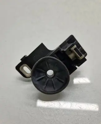 Land Rover Range Rover Velar Radiator mount bracket GX738B359CE