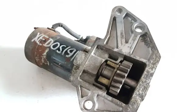 Mazda Xedos 9 Starter motor M001T95281
