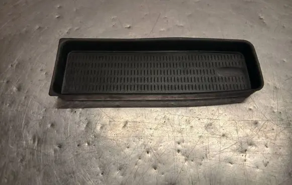 BMW 3 E90 E91 Central console drawer/shelf pad 7118064