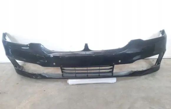 BMW 5 G30 G31 Front bumper 7437899