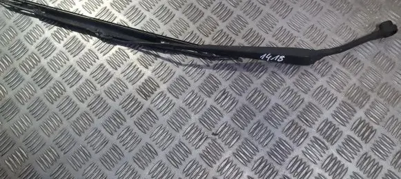 Mazda 6 Front wiper blade arm