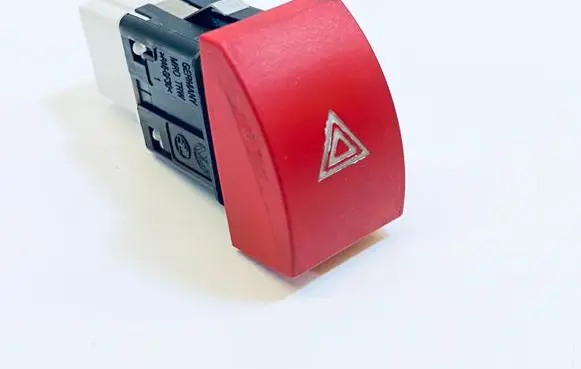 Skoda Octavia Mk2 (1Z) Hazard light switch 1Z0953235A