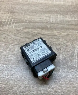 Mitsubishi Pajero Immobilizer control unit/module MR587673 X1T15971M