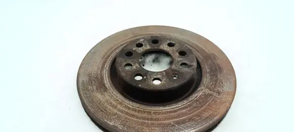 Volkswagen PASSAT B7 Front brake disc 
