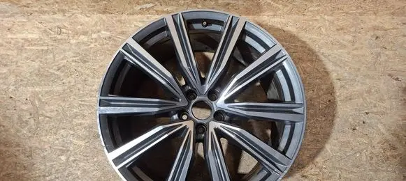 Audi Q8 R20 alloy rim 4N8601025G K82T287