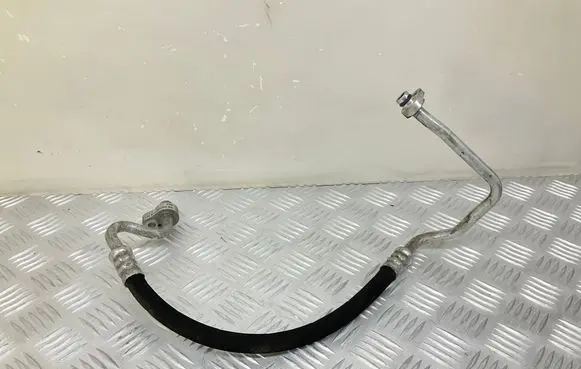 Air conditioning (A/C) pipe/hose