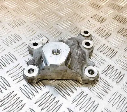 Porsche Macan (95B) Engine mounting bracket 9461152111R 94611521131