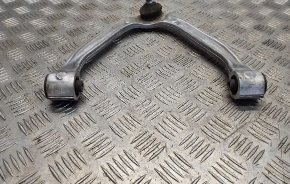 Infiniti Q70 Y51 Front lower control arm/wishbone