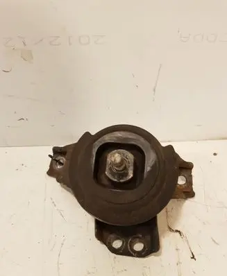 Hyundai Santa Fe Engine mount bracket