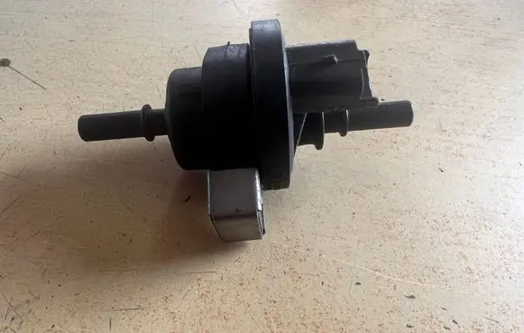Vacuum valve