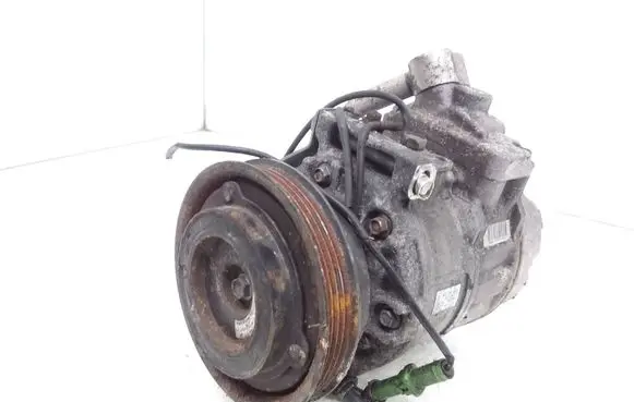 Audi A4 S4 B5 8D Air conditioning (A/C) compressor (pump) 8D0260808