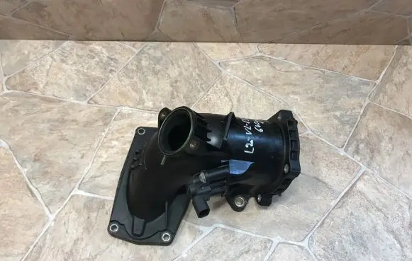 Mercedes-Benz E W212 Intake manifold A6510900028