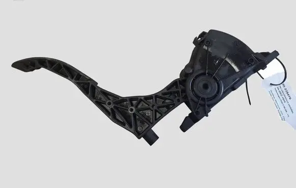Volkswagen Polo V 6R Accelerator throttle pedal 6PV00849631 6Q1721503M 74039201