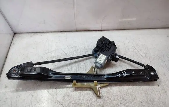 Volkswagen Amarok Rear door window regulator with motor 6R0959812P