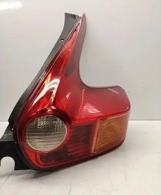 Nissan Juke I F15 Rear/tail lights