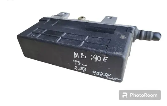 Mercedes-Benz E W124 ABS control unit/module 0055452132 0265101018