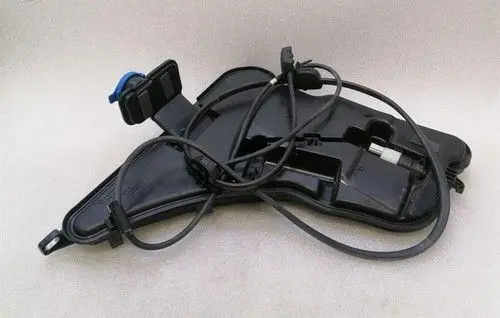 BMW M8 F93 Gran Coupe Windshield washer fluid reservoir/tank 7435337
