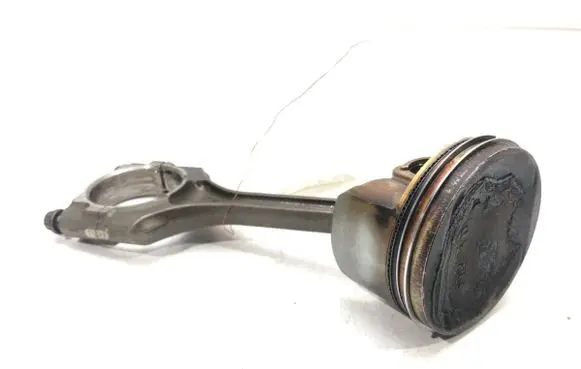 Honda CR-V Piston with connecting rod R20A2