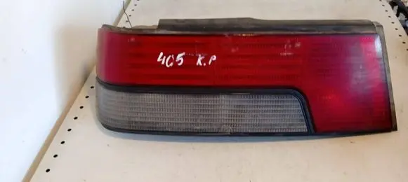 Peugeot 405 Rear/tail lights 6751223