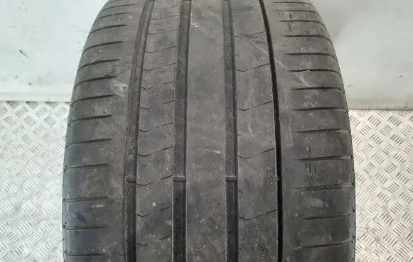 Audi A7 S7 4G R22 summer tire PIRELLI PZERO 31530R22