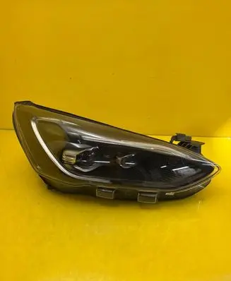 Ford Focus Headlight/headlamp JX7B13E016CE
