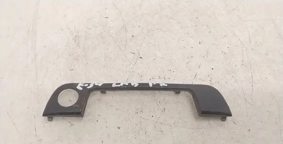 BMW 5 E34 Front door handle cover 1928206