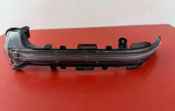 BMW 7 G70 Mirror indicator light 9451949