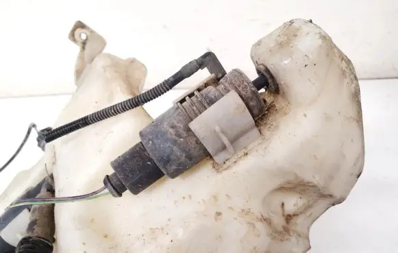 Skoda Superb B5 (3U) Windscreen/windshield washer pump