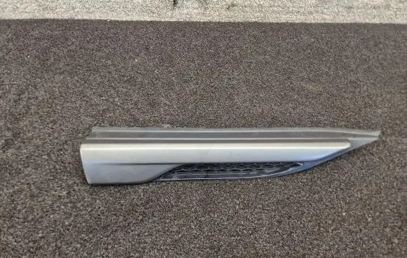 Land Rover Evoque I Fender grill BJ32280B10ABW BJ32280B10