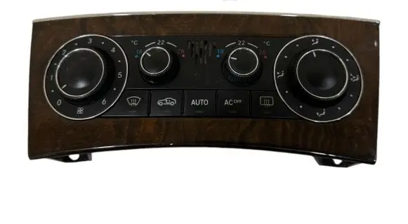 Mercedes-Benz C W203 Climate control unit A2038301785 E126703