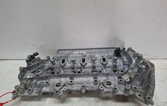 Renault Trafic III (X82) Rocker cam cover S27647036 130C05277R