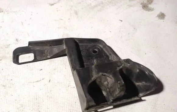 BMW X3 E83 Front bumper mounting bracket 12125310