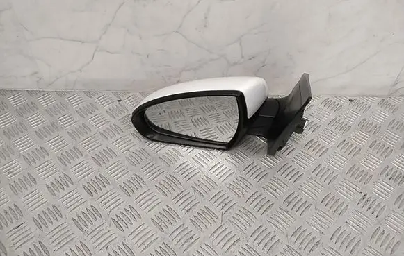Hyundai Ioniq Front door electric wing mirror E13049678