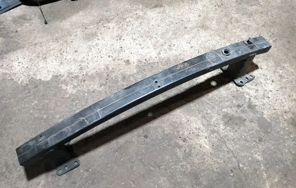 Nissan Qashqai Front bumper cross member
