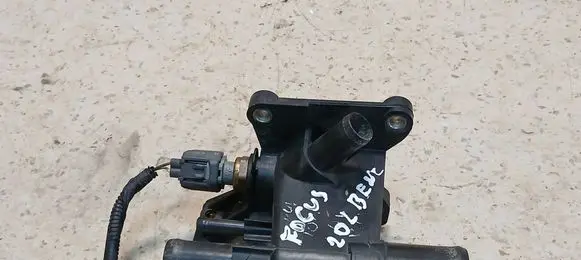 Engine coolant pipe/hose