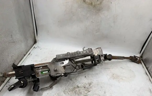 Volkswagen Golf V Steering wheel axle 0249919000