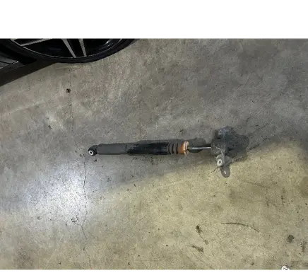 Hyundai Ioniq Rear shock absorber/damper 55300G7650