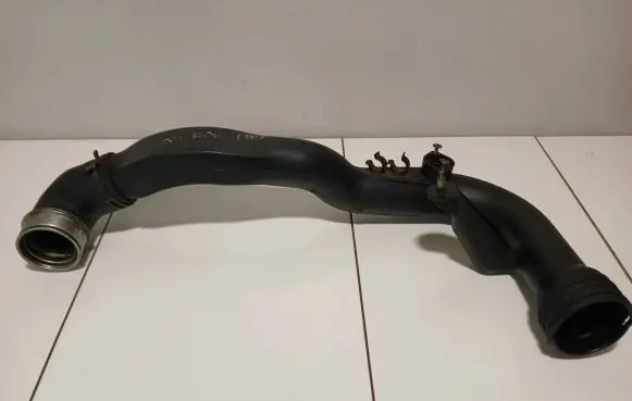Audi A4 S4 B6 8E 8H Intercooler hose/pipe 8e0145840