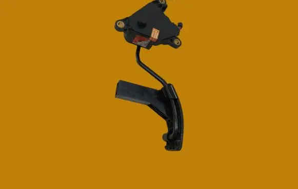 Renault Koleos I Accelerator throttle pedal 18002JY40A