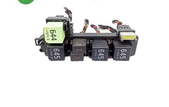 Volkswagen Eos Fuse module 1K2937503B 1K2937503 4H0951253C