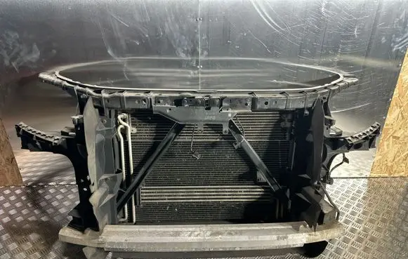 Audi Q7 4L Radiator support slam panel 