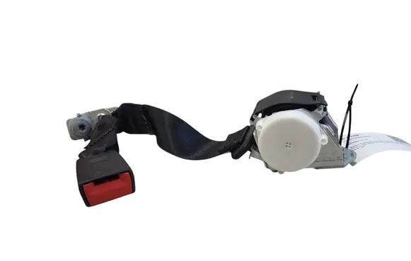 Rear seatbelt