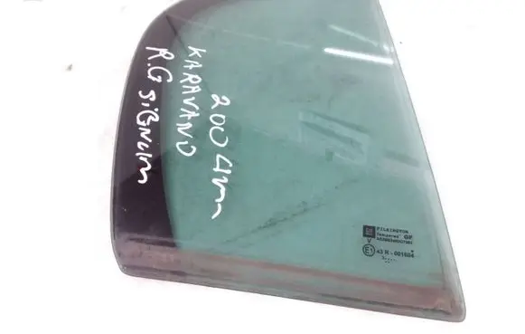 Rear vent window glass