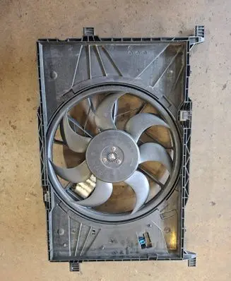 Mercedes-Benz B W245 Electric radiator cooling fan 0130307008 A1698203642 1137328300