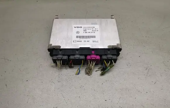 Mercedes-Benz Vario Other control units/modules A0004466402