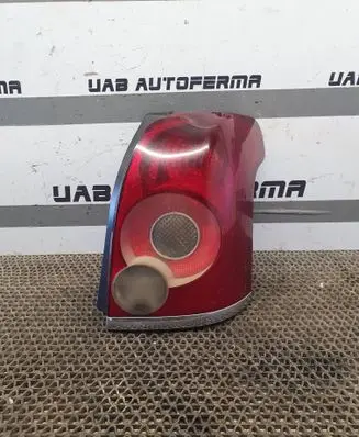 Toyota Avensis T250 Rear/tail lights 